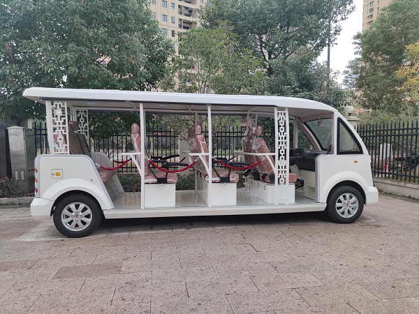 摆渡车