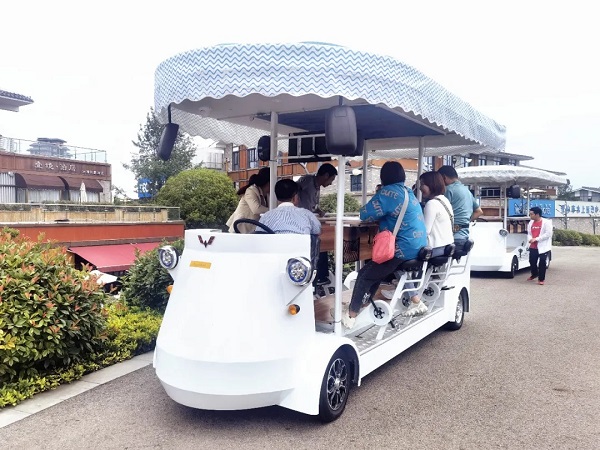 游览车