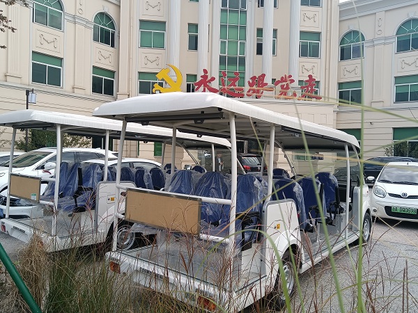 酒店接驳车.jpg