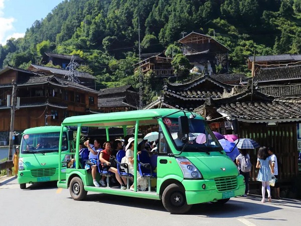 旅游观光车.jpg